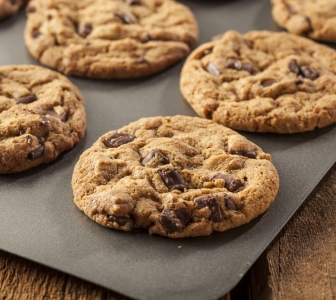 Paleo Chocolate Chip Cookies